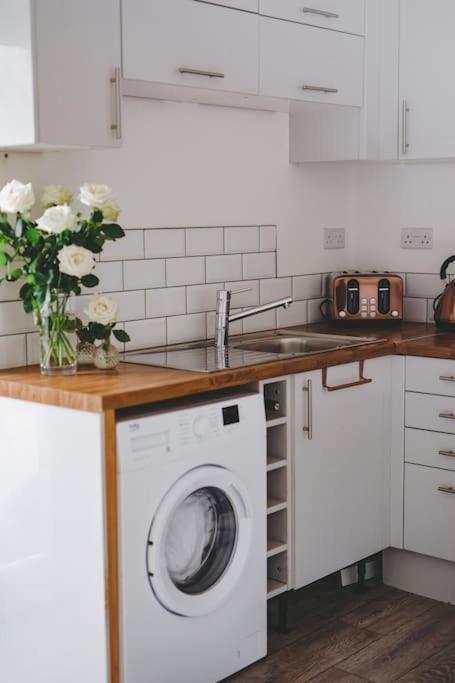 La Petite Maison Swansea Zewnętrze zdjęcie